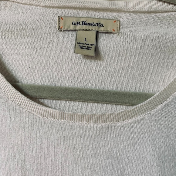 G.H. Bass & Co. White sweater - Picture 2 of 2